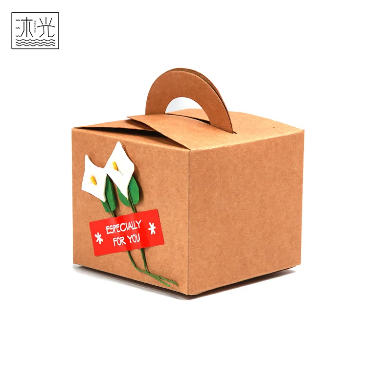 
Wholesale Flower Decorative Kraft Paper Christmas Gift Packaging Foldable Box With Handle 