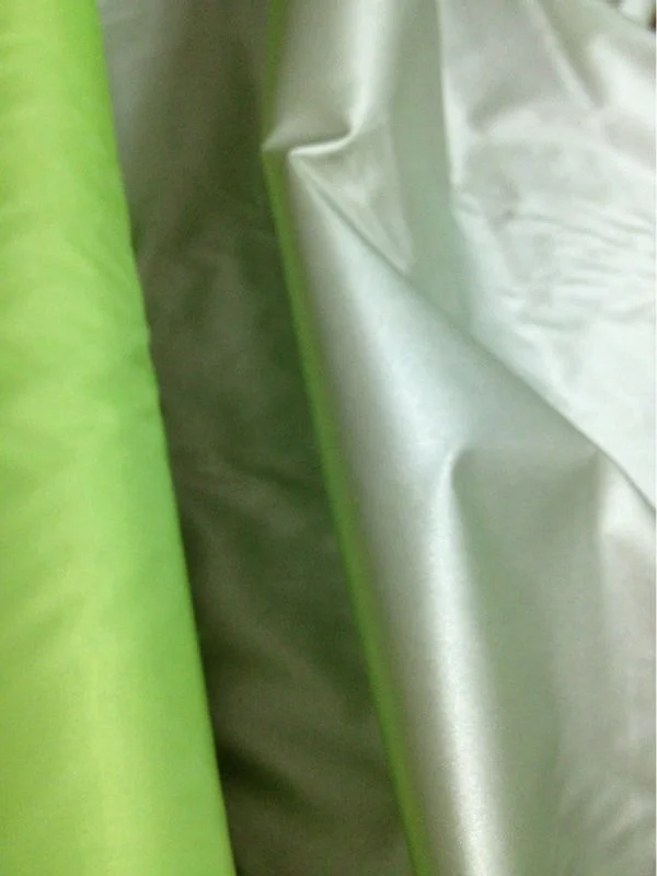 
HOT SALE POLYESTER TAFFETA SILVER COATED CAR COVER FABRIC 