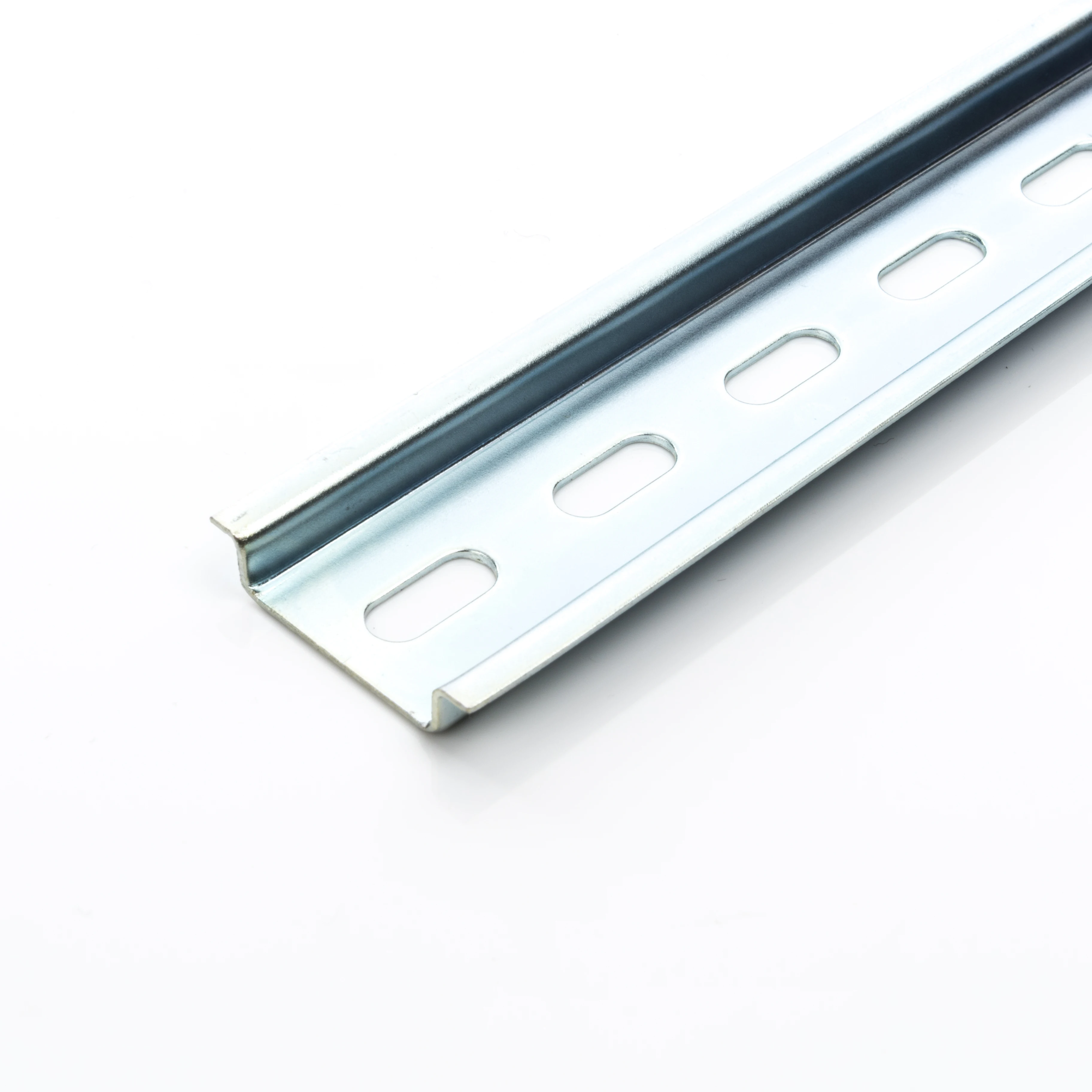 Easco по ограничению на использование опасных материалов в производстве выполнены Гальваническое цинковое покрытие Din рельс