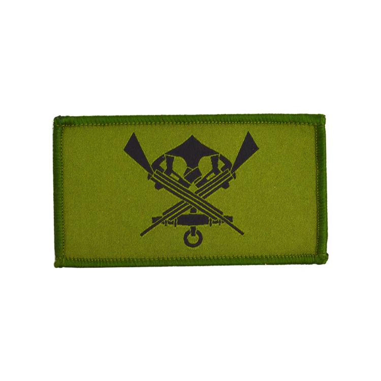 
Custom Logo Heat Cut End Folded Fabric Woven Damask Collar Labels Maker for T-Shirt 