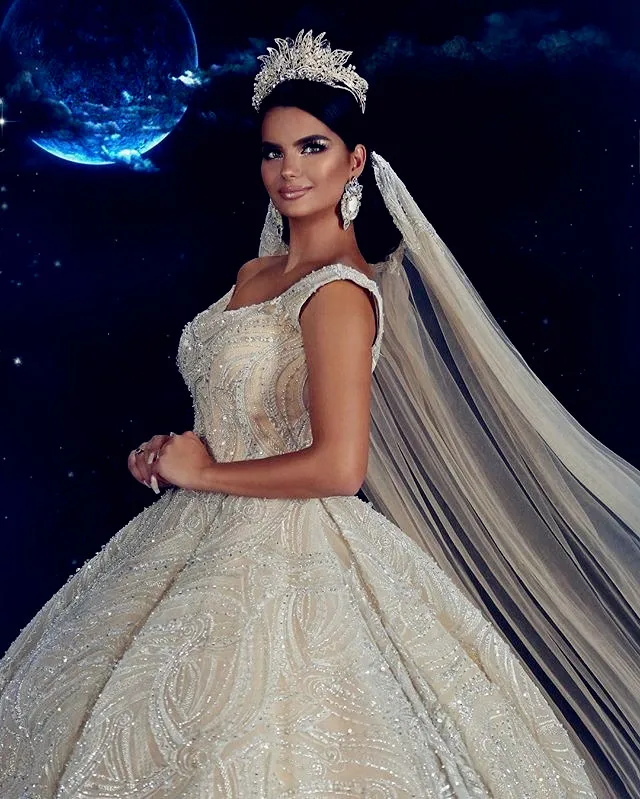 2021 New Design Lace Wedding Gown Dress Robe de mariage Bridal Ball Gown Beading Luxury Bridal Gown  Dubai Arabic Wedding Dress