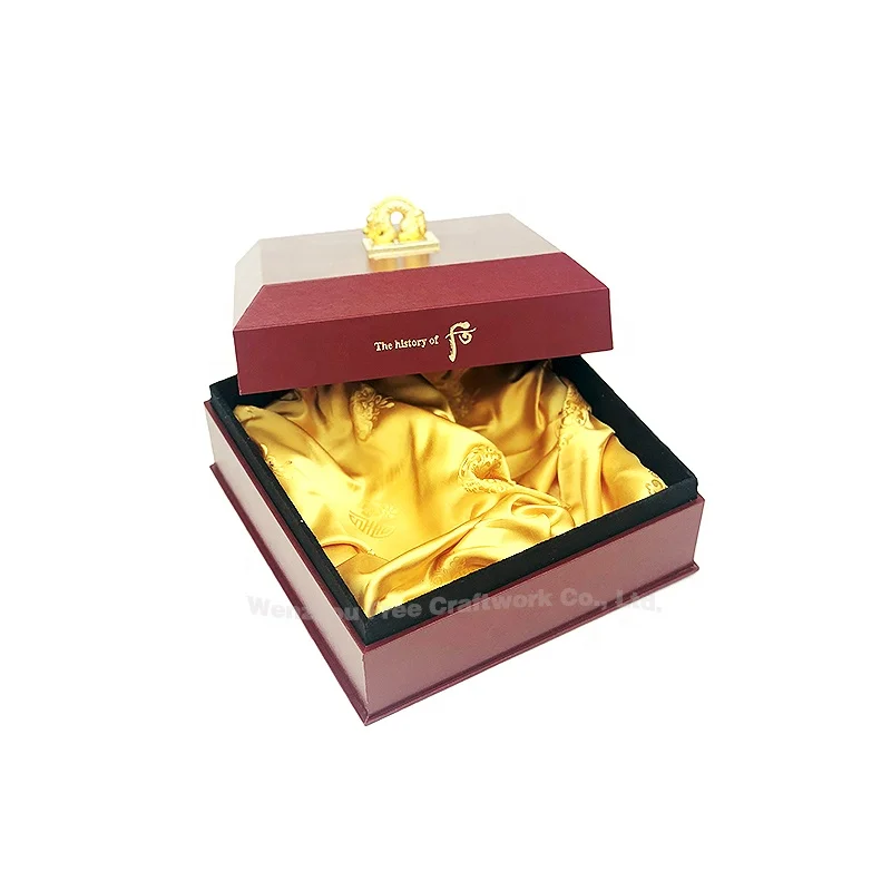 2019 wholesale Custom logo dragon luxury cosmetic packaging paper gift box