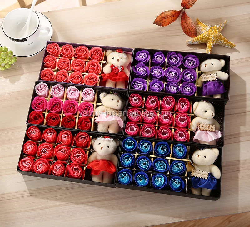 Мыльные розы с милым медведем, набор кукол, ароматизированное банное мыло, розы, лепестки цветов, подарочная коробка