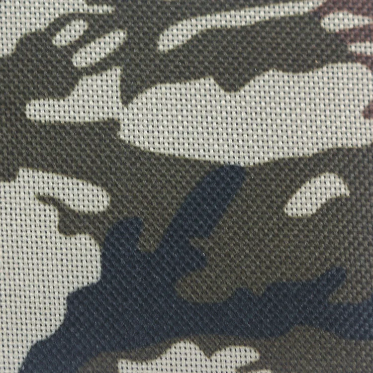 PU Coated Waterproof 600D Polyester Camouflage Oxford Fabric