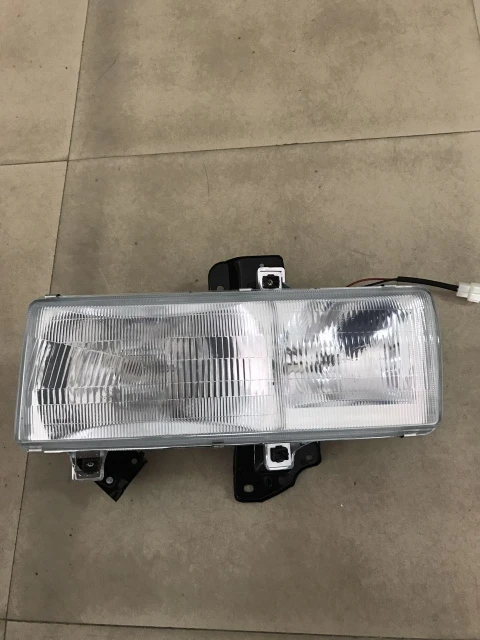 Headlights for Nisan UD trucks