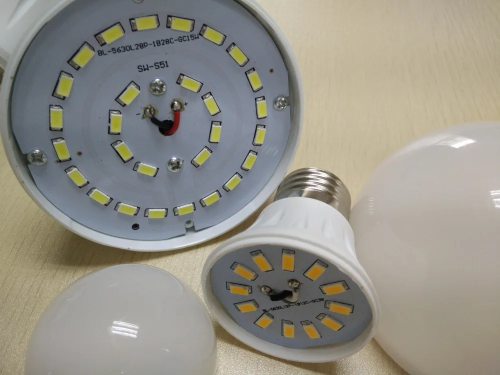 12W LED Bulbs Plastic High Lumen E27