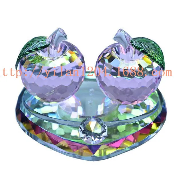 Wholesale Faceted Engraved Double Crystal Apples With Base Paperweight Valentine Day Present