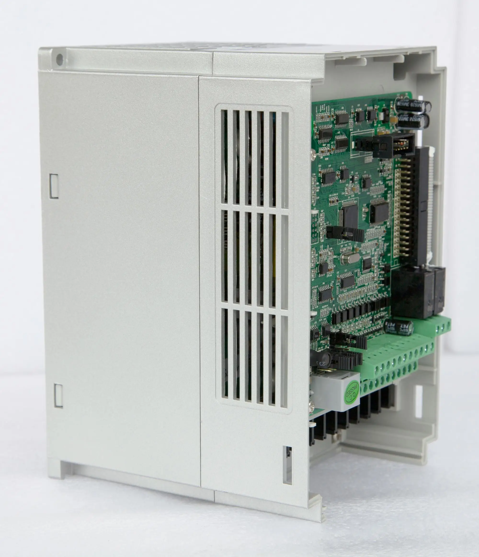 3 phase 5.5KW 450V DC to 650V DC MPPT solar pump inverter drive with automatic operation