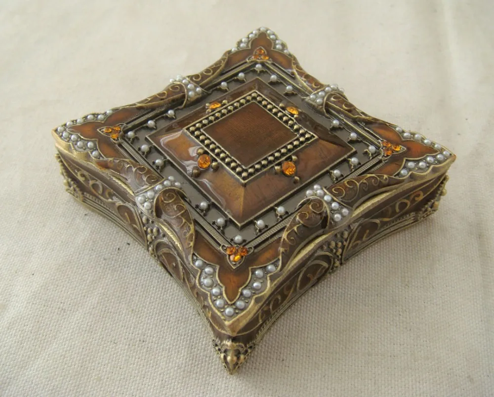 Square Antique Plating White Rhinestones Wedding Favor Metal Trinket Box