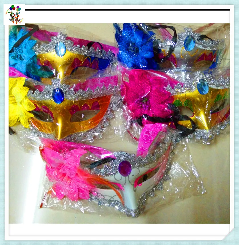 Ladies White Feather Plastic Masquerade Party Masks HPC-1511