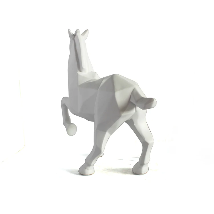 Miniature Figurines Geometric  Running Horse Resin Statue Custom Resin Craft Home Ornament Animal Statue Custom Decor