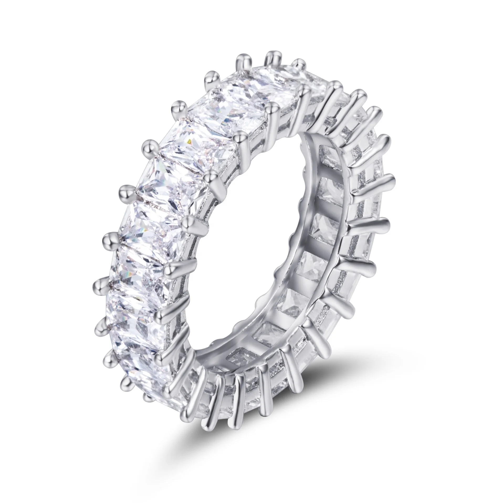 Fashion Bar Setting Design Lucky Stone Finger Ring with Cheap Diamond