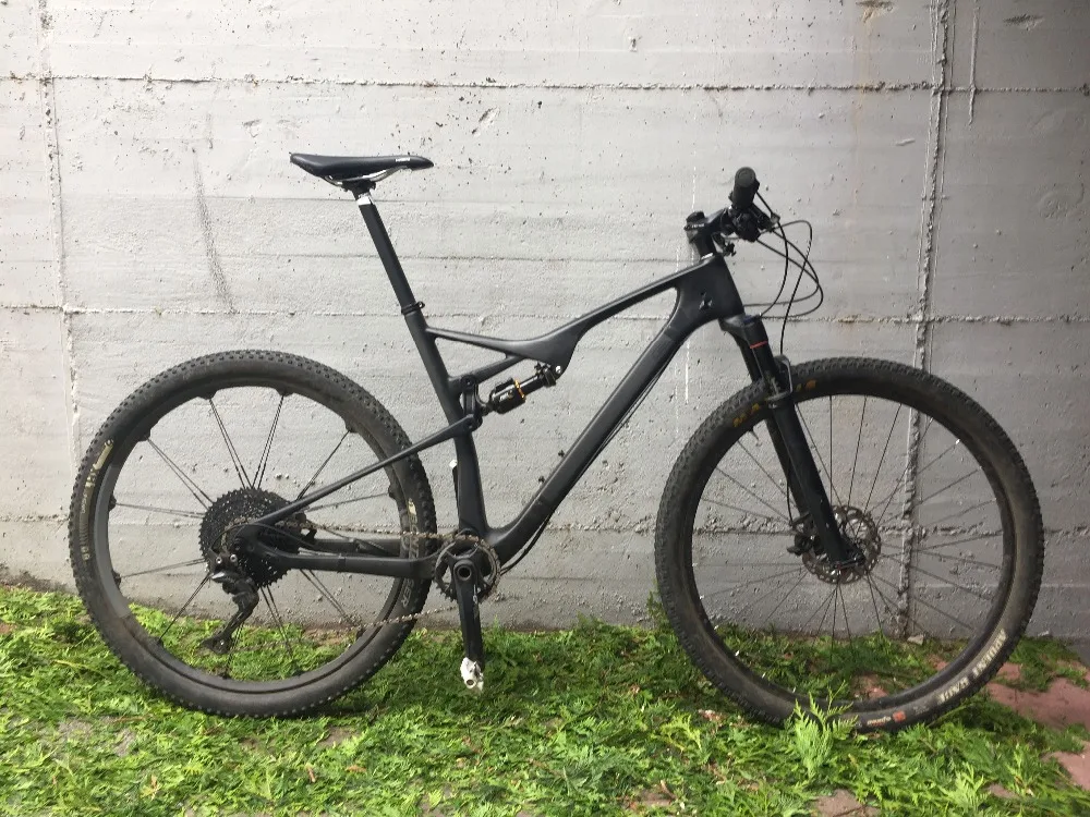 
29er SRAM 12 Speed Full Suspension Boost MTB Carbon Frame 