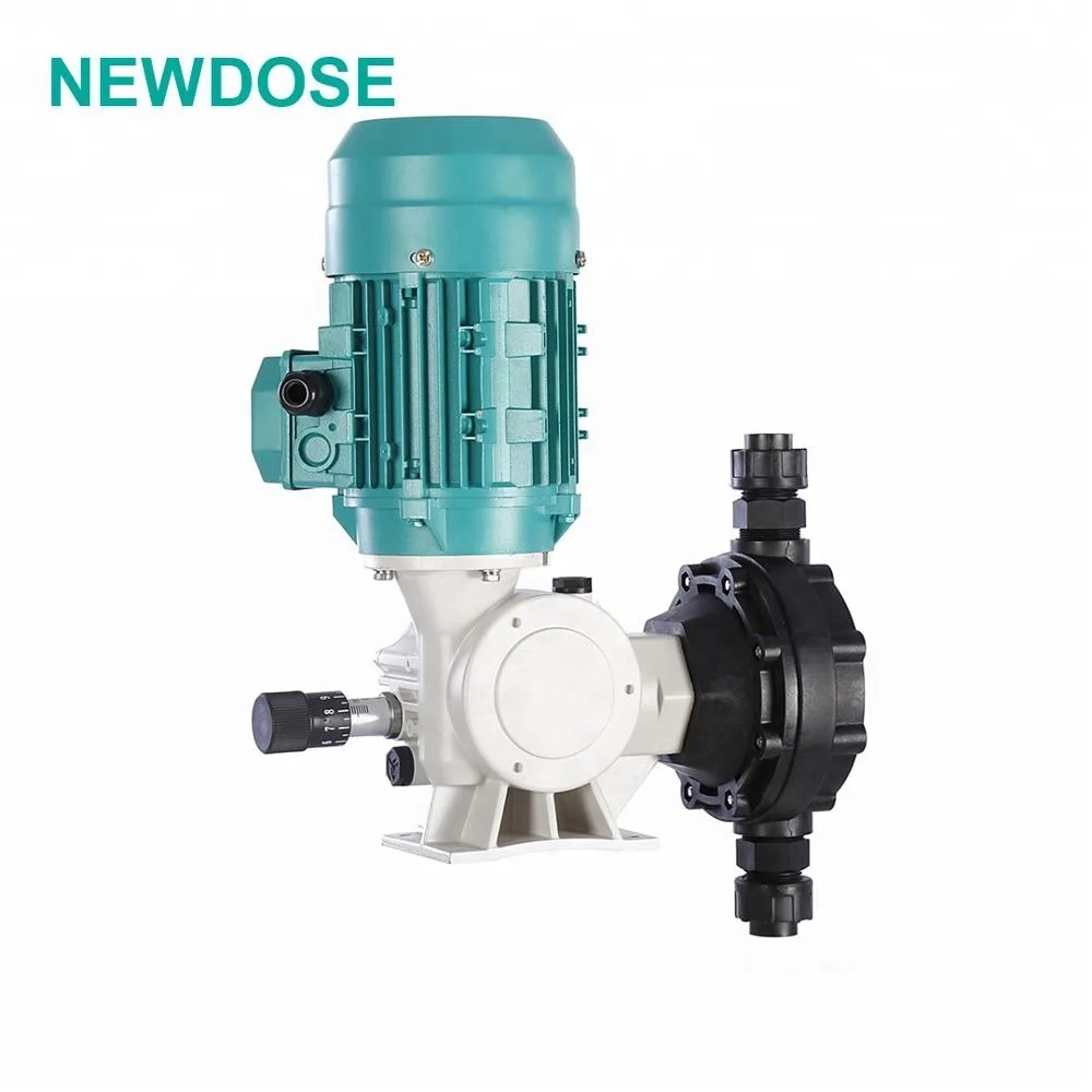 Дозирующий насос для обработки воды NEWDOSE NDWS 33L PVDF