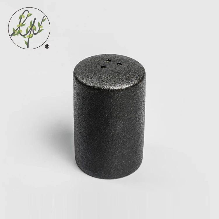 Black Dot Glaze Ceramic Mill Salt And Pepper Shakers Bottle