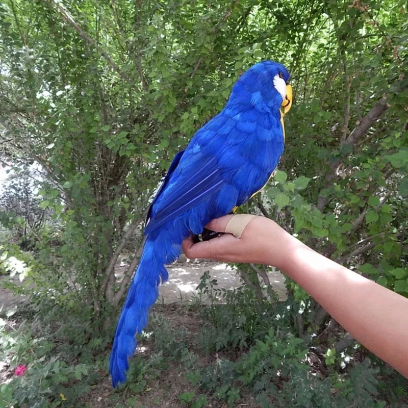 Different Color Available Artificial Macaw Parrot Bird Garden Decoration Figurine