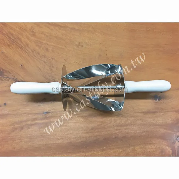 Triangle Rolling Dough Cutter For Cake Shop