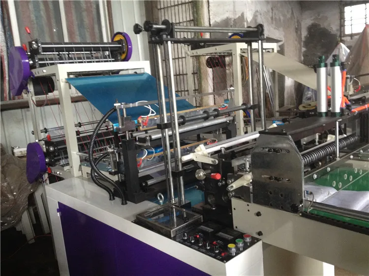 
GBD-700 High Speed Four Lines Automatic Plastic Cold Cutting Flat Bag Making Machine 