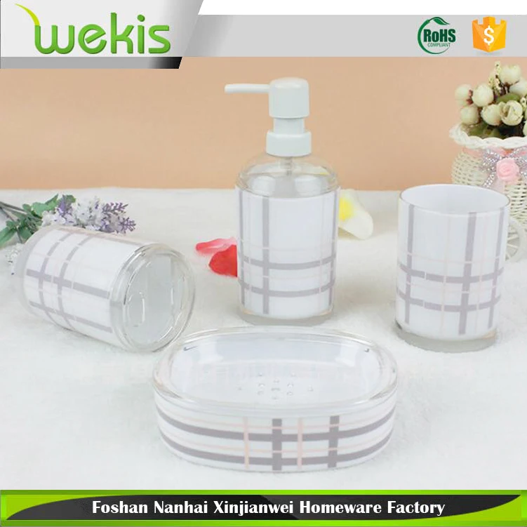 Современные наборры аксессуаров белый