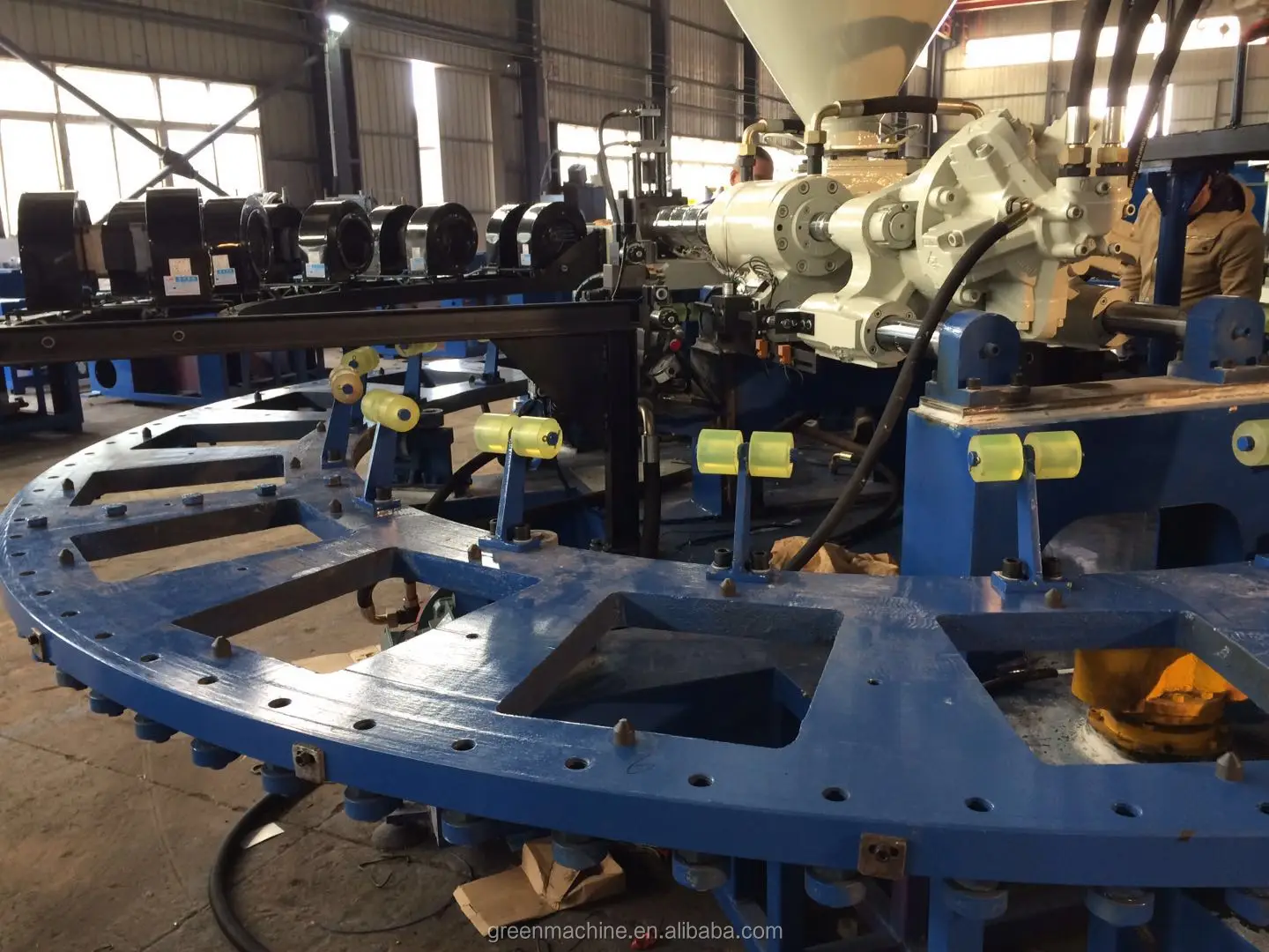 Men Leather Shoe Footwear Making Machine