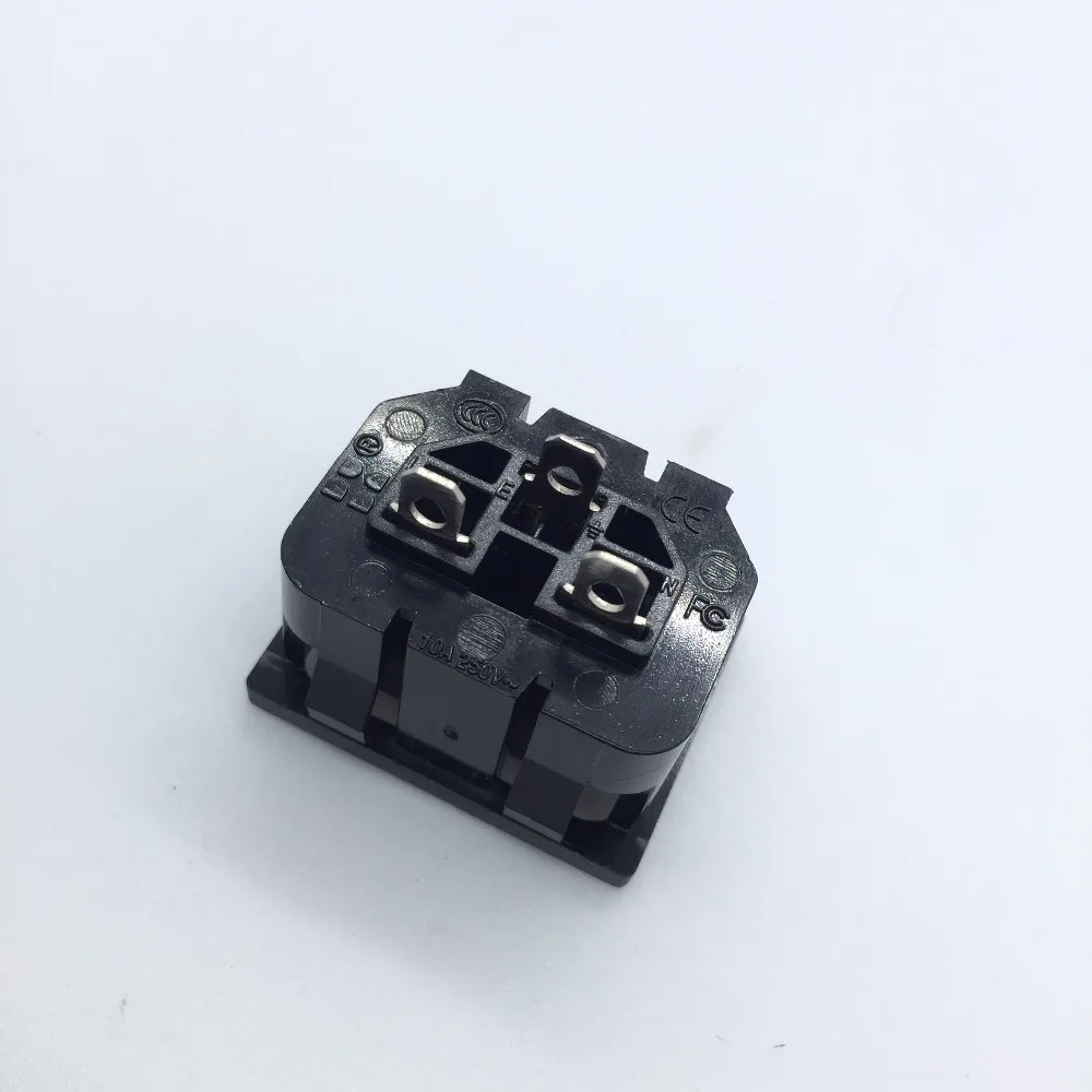 snap in type iec 320 power c13 female connector socket 250V 10A