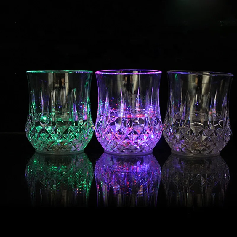 Classes liquid water activated plastic flashing 7OZ 200ml led interaction cup for pub bar