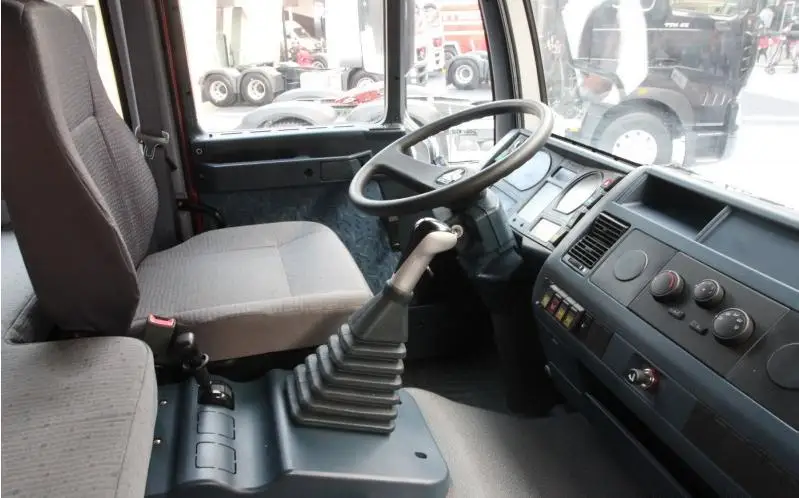 CNHTC Sinotruk HOWO A7 HOKA GOLDEN PRINCE Dump Trucks for Sale