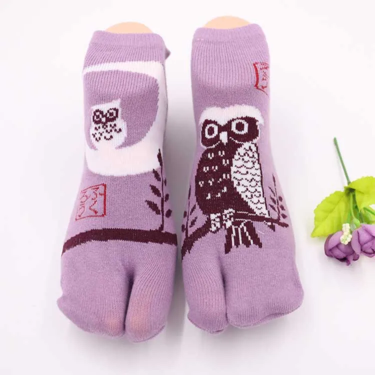 Wholesale Colorful Knitted Cotton Japanese Ankle Socks Funny Tabi Socks