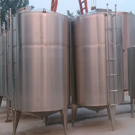 Insullated high quality milk storage tank