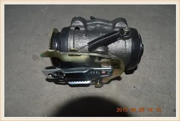 ORIGINAL FOTON TRUCK PARTS-Brake wheel cylinder assembly (FR, RH) BJ1029-FA-3/NKR3502050C