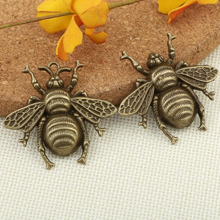 Hot sale custom zinc alloy insect bee pendant charms for DIY jewelry making