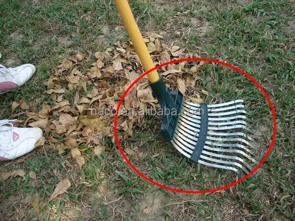 
13 Tine Steel Grass Garden Leaf Rake 