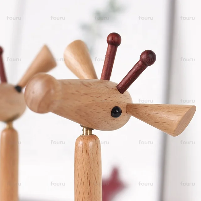 
Nordic wooden animal giraffe crafts and arts and handcrafted wood products Can be 360 Degrees Activity for home decor 