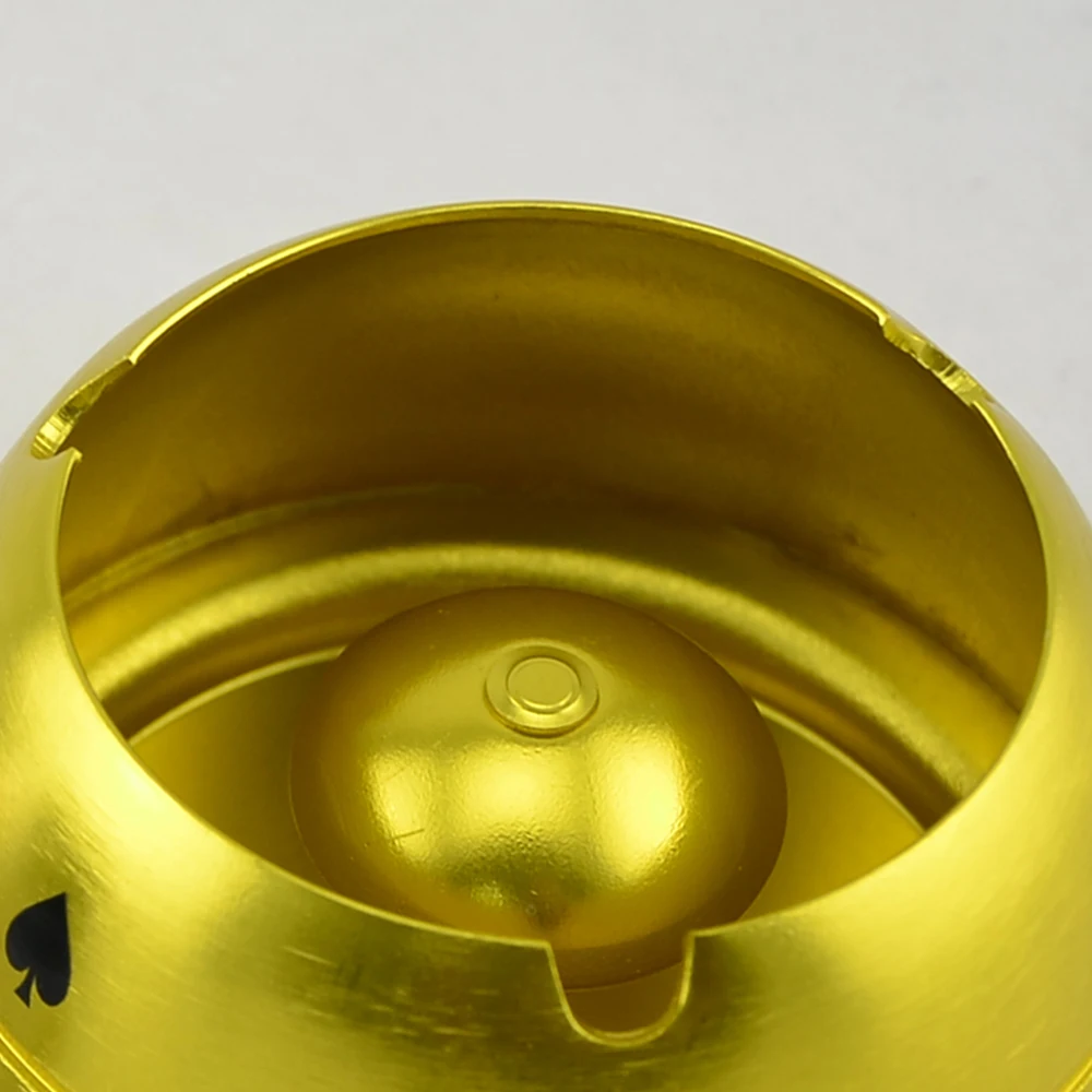 Deluxe Aluminum Poker Ashtray in Golden or Silver Color