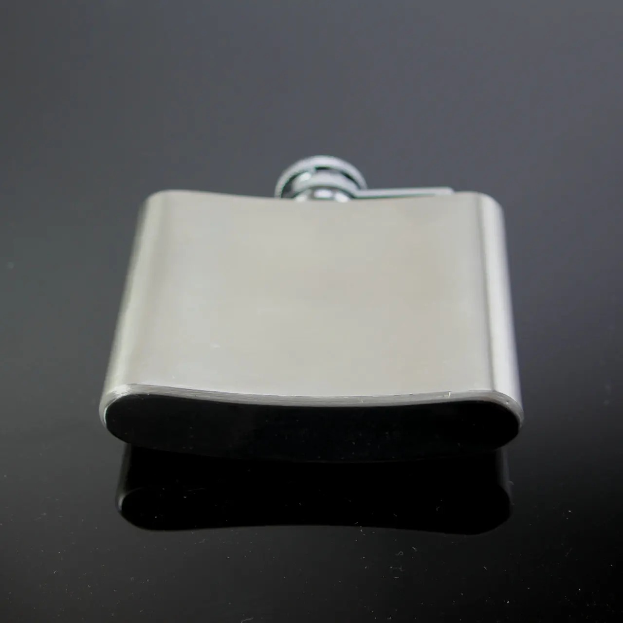 Logo Customized Stainless Steel 4 OZ  Hip Flask set  with oil lighter