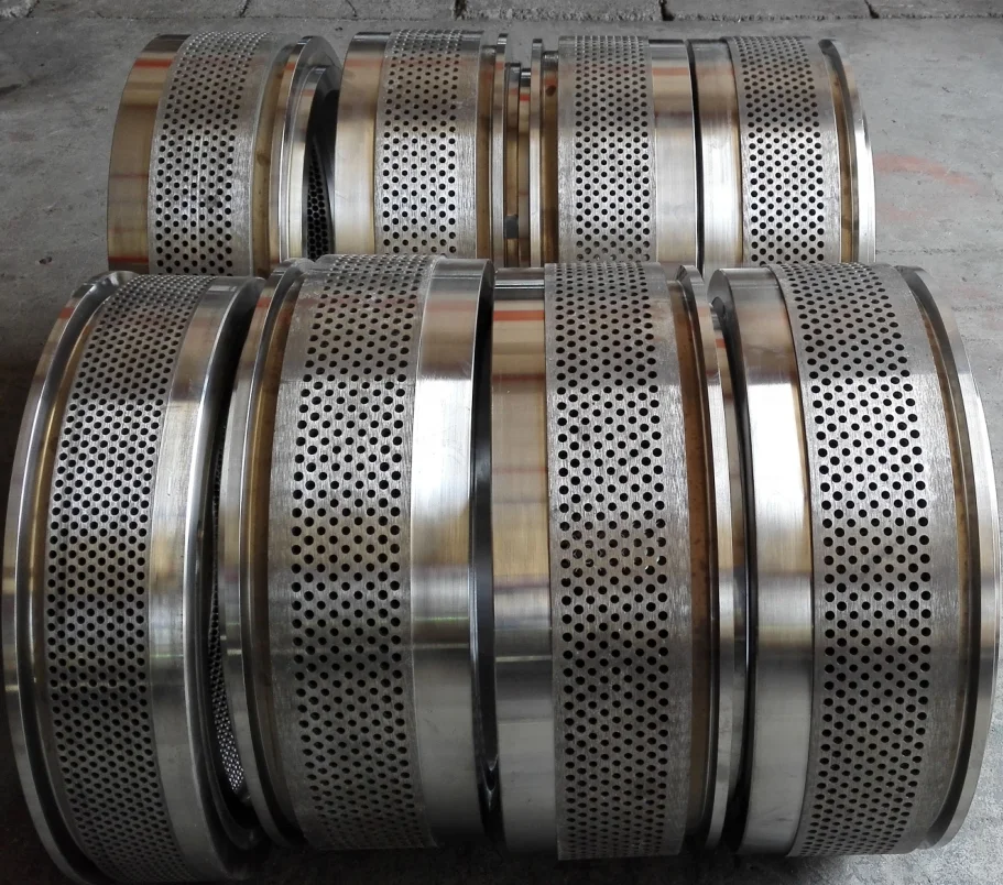 MZLH420 wood pellet mill accessories, such as ring die, roller shell, bearing, etc