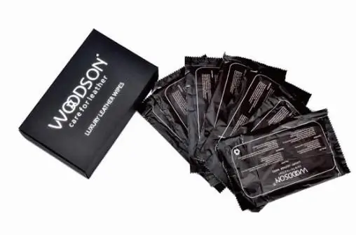 Instant shoe shine wipes