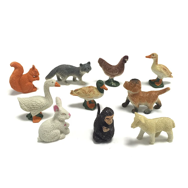 Wholesale PLastic children toy for children animal farm toys for caspule