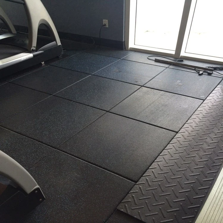 Professional Cheap Rubber/EPDM Roll/Tile/Interlock Gym Sports Flooring