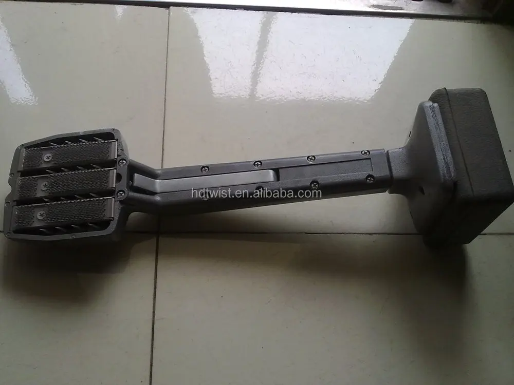 flexible knee kicker for carpet installation