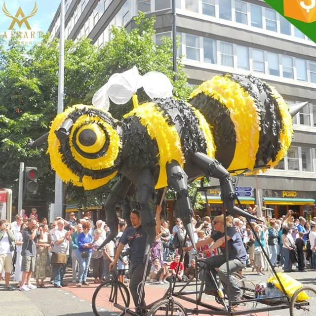Lifelike Large Inflatable Bumblebee Animal Parade Decoration,customized Vivid Animal Shape for Party