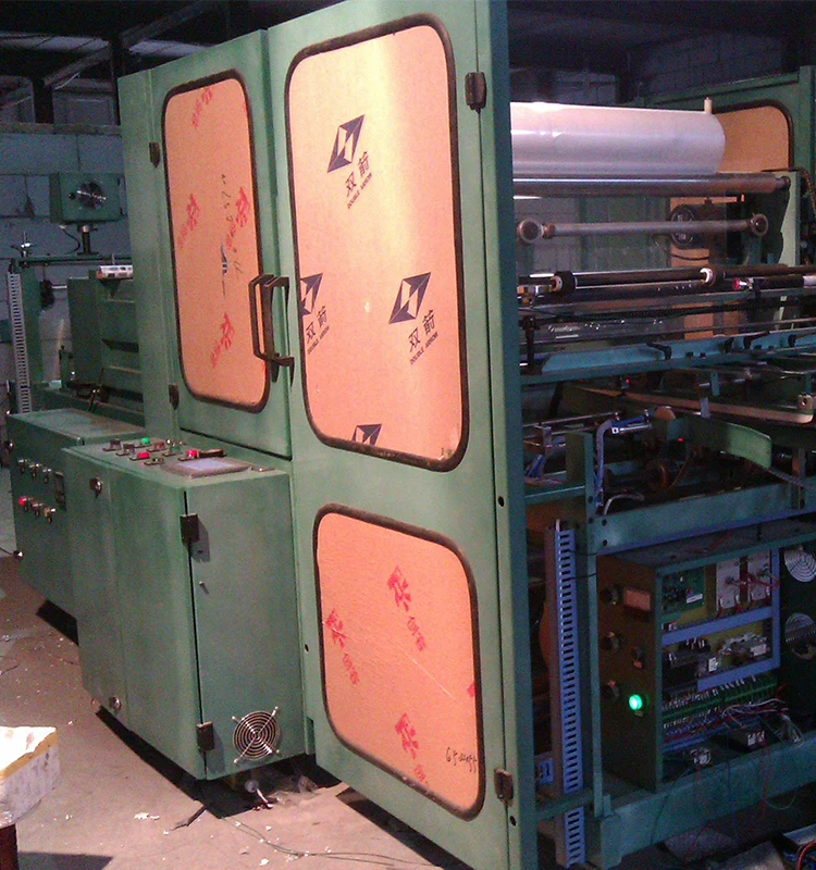 
Automatic gift paper shrink wrapping machine 