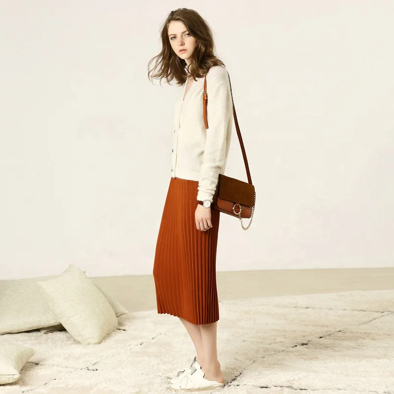 
2021 women sweater spring new product V-neck double breasted woman winter white knitted sweater cardigan sweater women 