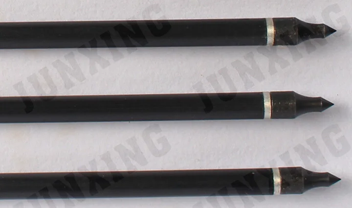 arrows with iron arrowhead and plastic feather