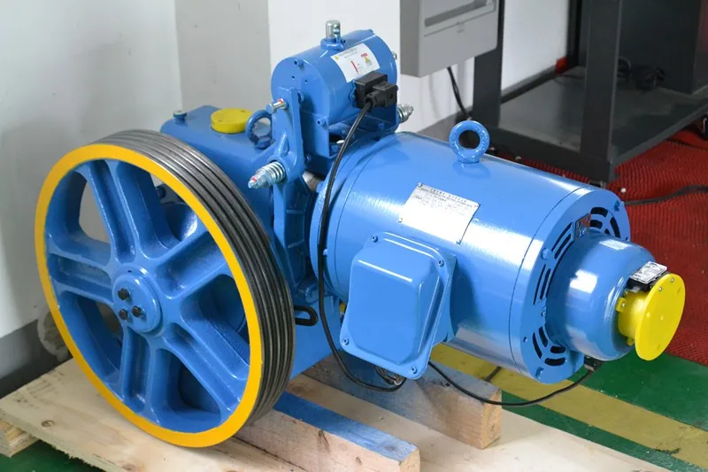 Elevator gear traction machine