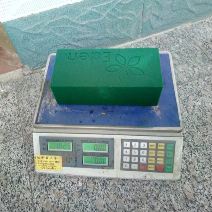 Hebei Huiya floral foam resin synthesis machine and florist supplies