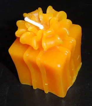 Customized 100% Beeswax Candle