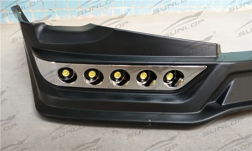 SUNLOP HIACE 200 QUANTUM BODY PARTS #001289 FRONT LIP WITH LED FOR HIACE 2014 UP