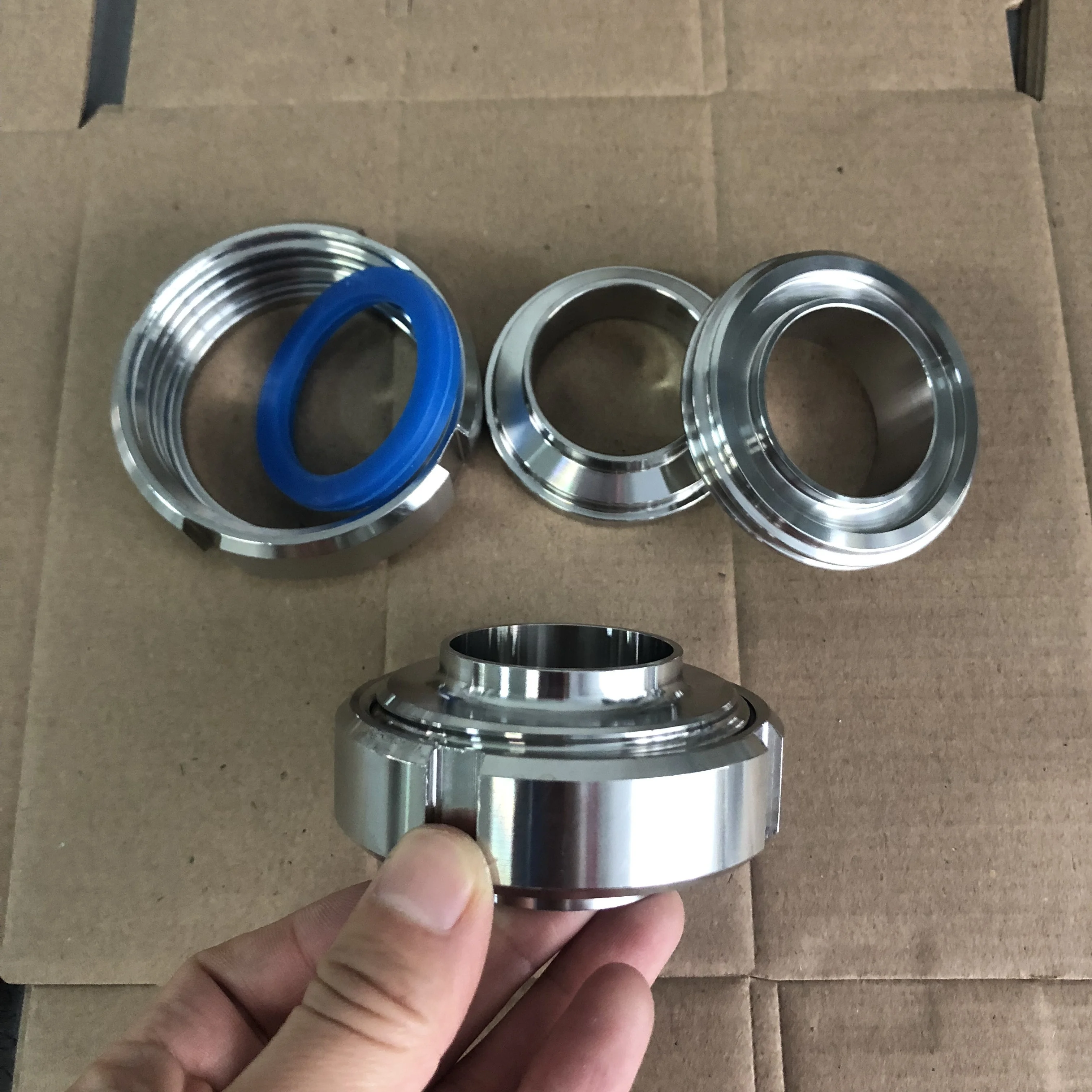 Stainless Steel 304/316L DIN11850  Union Completely Set With 4 slots