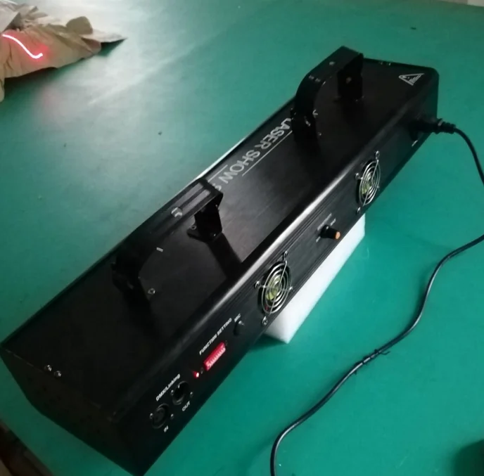 Four eyes 4head RGBW 4in1 Laser Light For Disco KTV